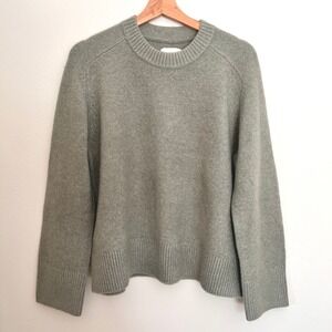 Abercrombie & Fitch Womens Sage Green Crewneck Knit Boxy Cozy Sweater Size M